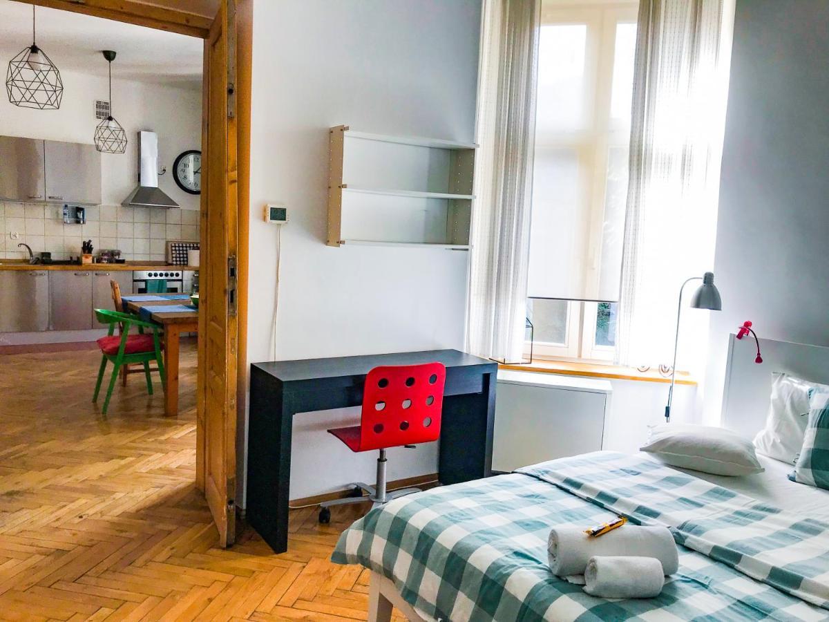 Large And Cozy Apartment 60 M2, Cracow Old Town Cracovia Exterior foto