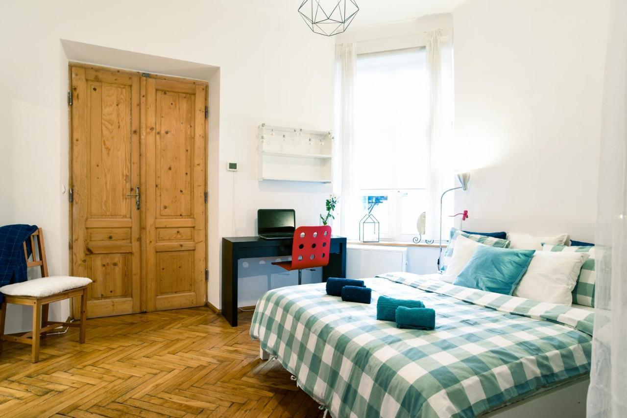 Large And Cozy Apartment 60 M2, Cracow Old Town Cracovia Exterior foto